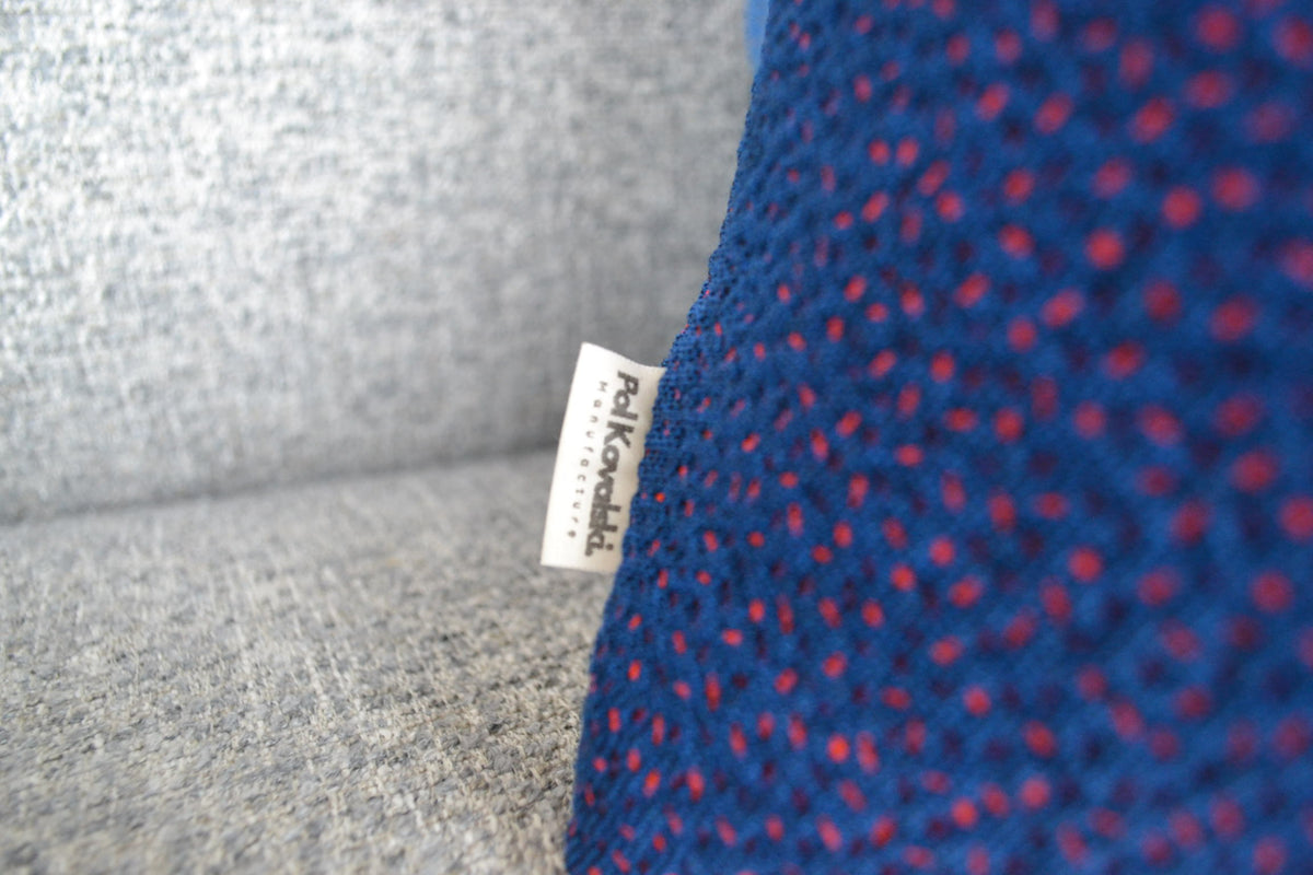 Exclusive decorative pillowcases made from Kvadrat fabrics – a design icon in your living room