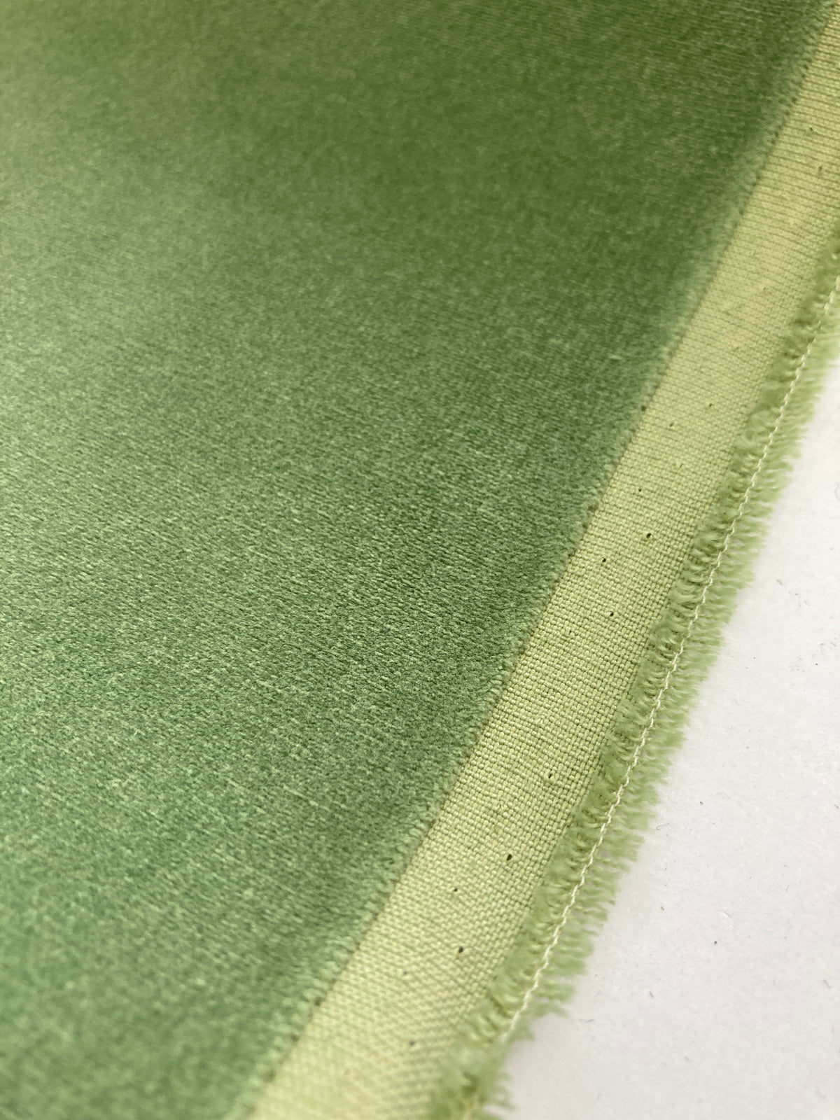 Synthetische Objektstoffe für den gewerblichen Bereich.