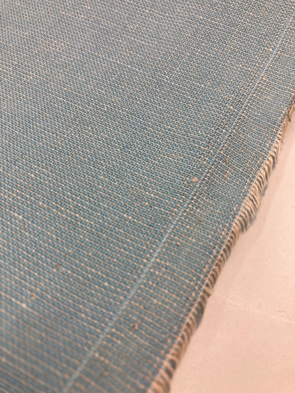 Camira Patina-Stoff – raffinierte Eleganz und Haltbarkeit.